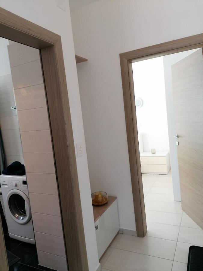 Apartment Mali San Traù Esterno foto
